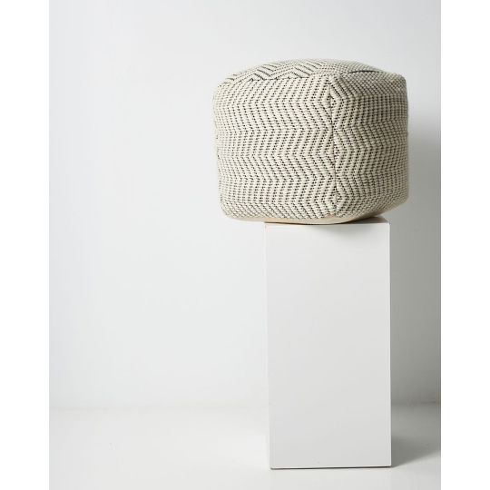 Μάλλινο Πλεκτό Χειροποίητο Μακραμέ Πούφ Sashie 40x40x40cm 40x40x40cm