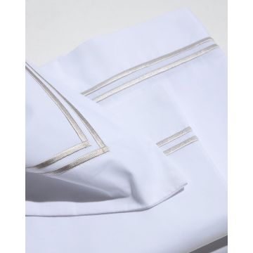 Λευκό Πανωσέντονο με Διπλό Γκρι Πλακέ Κέντημα Bungalow Άσπρο - 