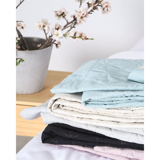 Καπιτονέ Τραβέρσα Κρεβατιού-Τραπεζιού Δυο Όψεων με Φάσα Horizon 5 αποχρώσεις.