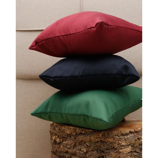 Μονόχρωμη μαξιλαροθήκη Blackout 40x40cm