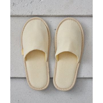 Εκρού Κλειστές Υφασμάτινες Οικολογικές Παντόφλες Ξενοδοχείου Maeve One Size (30x12cm) Εκρού - 