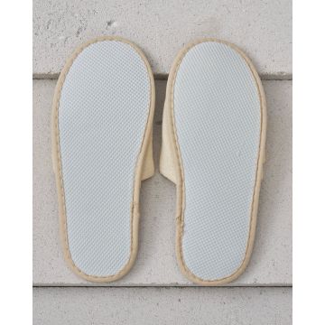 Εκρού Κλειστές Υφασμάτινες Οικολογικές Παντόφλες Ξενοδοχείου Maeve One Size (30x12cm) Εκρού - 