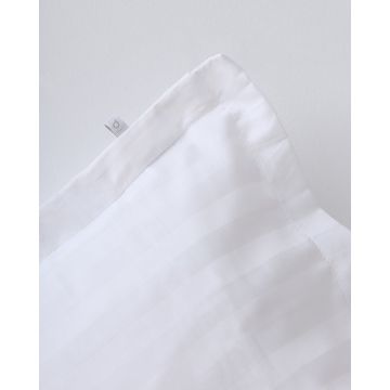 Μαξιλαροθήκη Chalet Oxford με σατινόριγο σχέδιο 50x70cm Άσπρο - 