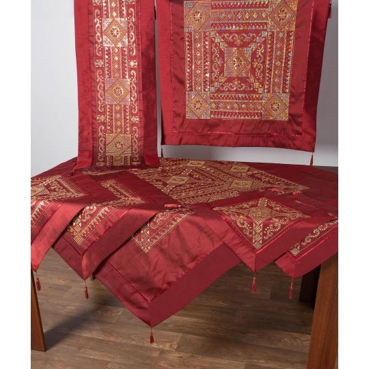 Σετ 7 τεμαχίων (85cm x 85cm, 40cm x 110cm, 130cm x 130cm, 2x45cm x 45cm, 2x55cm x 55cm) 703 ΧΝ-48 Μπορντώ