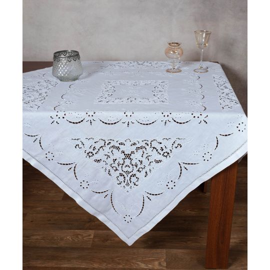 Κοφτό τραπεζομάντηλο χειρός (140cm x 140cm) HY87