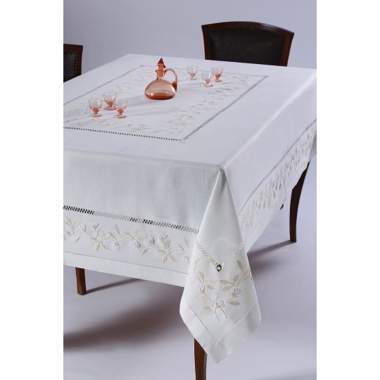 Χειροποίητο τραπεζομάντηλο 8302 (170cm x 170cm) λευκό