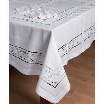 Χειροποίητο τραπεζομάντηλο (122cm x 168cm) 682