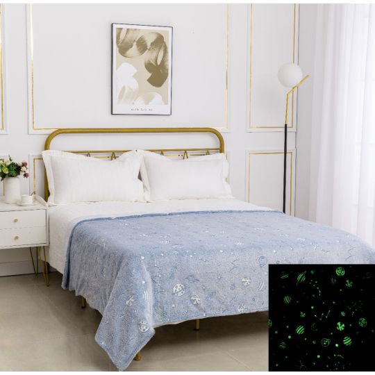 Παιδική φωσφοριζέ κουβέρτα space (170cm x 220cm) σιέλ της Silk Fashion