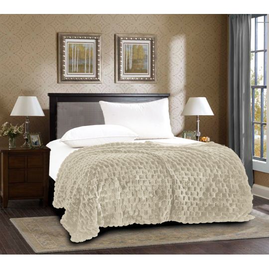 Διακοσμητική γούνινη κουβέρτα mink (220cm x 240cm) ivory της Silk Fashion