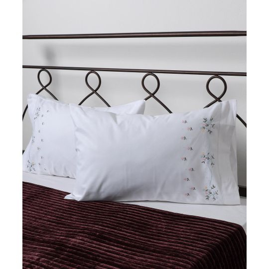 Silk Fashion Βαμβακερή μαξιλαροθήκη με κέντημα 050 (46cm x 70cm) λευκό με χρώμα ζευγάρι
