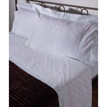 Silk Fashion ΧΕΙΡΟΠΟΙΗΤΟ ΣΕΝΤΟΝΙ ΜΕ ΚΕΝΤΗΜΑ 2806B ΤΡΙΩΝ ΤΕΜΑΧΙΩΝ (180CM X 270CM) ΛΕΥΚΟ ΡΟΖ Silk Fashion ΧΕΙΡΟΠΟΙΗΤΟ ΣΕΝΤΟΝΙ ΜΕ ΚΕΝΤΗΜΑ 2806B ΤΡΙΩΝ ΤΕΜΑΧΙΩΝ (180CM X 270CM) ΛΕΥΚΟ ΡΟΖ