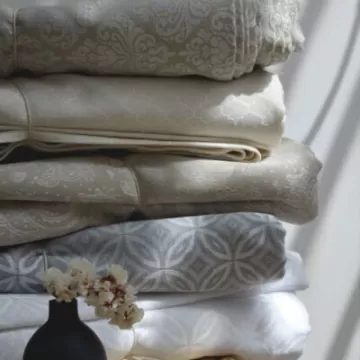 Τραπεζομάντηλα